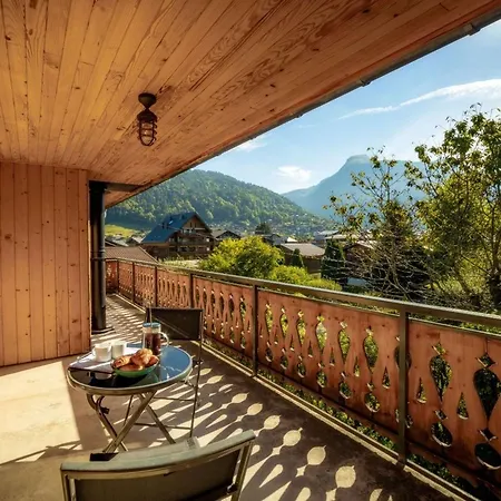 Roji: Superbe Moderne Pour 10 Personnes Proche Du Centre Chalet